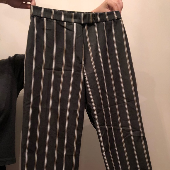 Funky striped flared capris - Picture 5 of 7